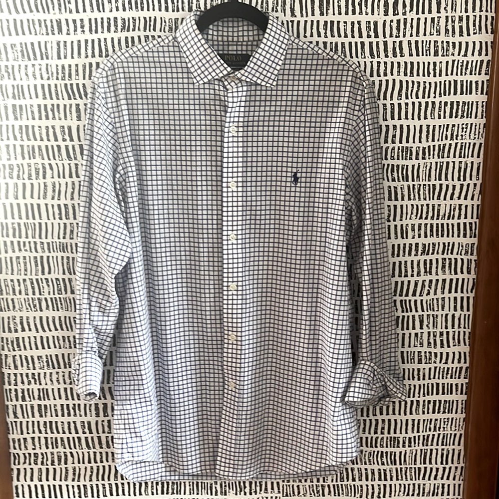 Dress button down Polo. (Medium)